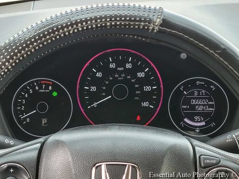 Used 2022 Honda HR-V LX image 15