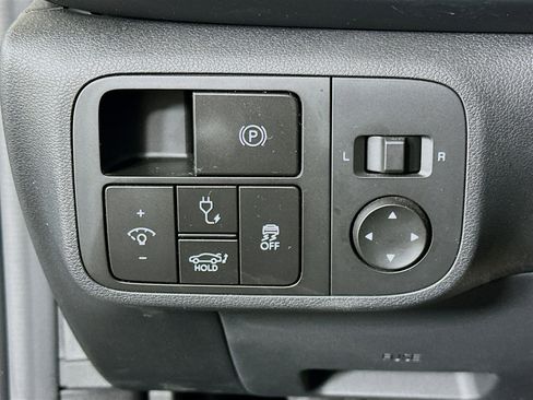 Used 2024 Hyundai Ioniq 6 SE RWD image 17