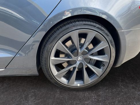 Used 2018 Tesla Model S 75D AWD/4WD image 7