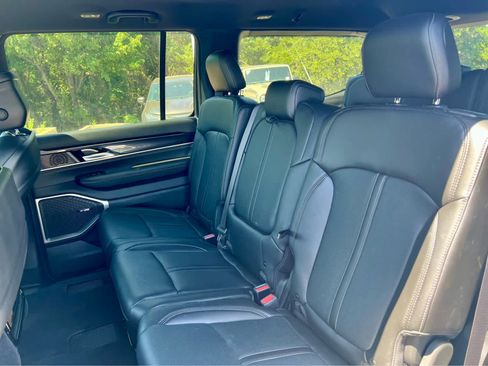 Used 2024 Jeep Wagoneer 4WD image 65