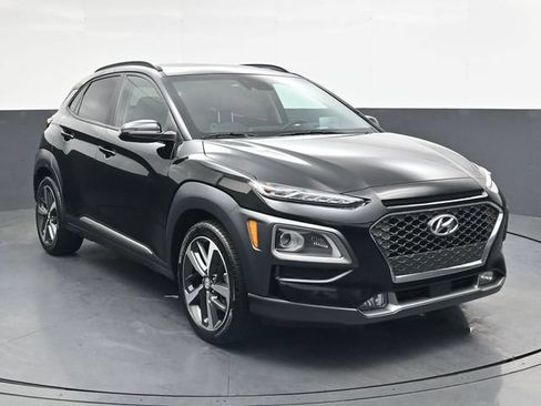 Used 2021 Hyundai Kona Ultimate w/ Cargo Package AWD/4WD image 2