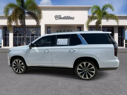 Certified 2026 Cadillac Escalade Luxury w/ Touring Package AWD/4WD image 9