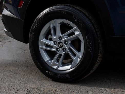 Used 2025 Hyundai Tucson SE AWD/4WD image 9