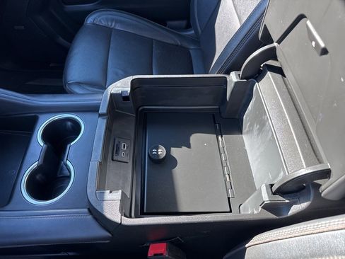 Used 2021 Chevrolet Suburban High Country w/ Premium Package image 58