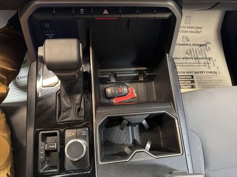 Used 2023 Toyota Tundra SR5 w/ SR5 Convenience Package image 32