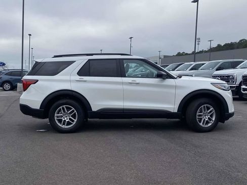 New 2026 Ford Explorer Active AWD/4WD image 2