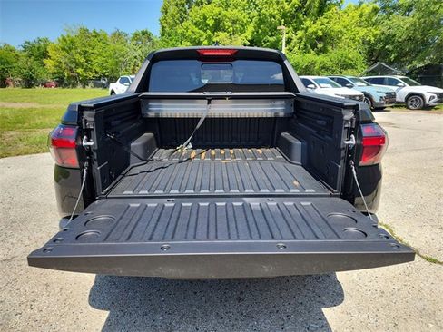 New 2025 Hyundai Santa Cruz SEL image 8