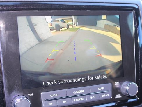 Used 2024 Nissan Frontier Pro-X image 7