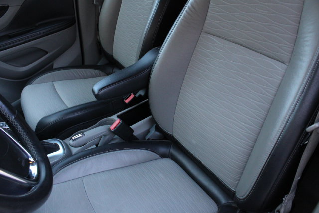 Used 2016 Buick Encore Convenience AWD/4WD image 5