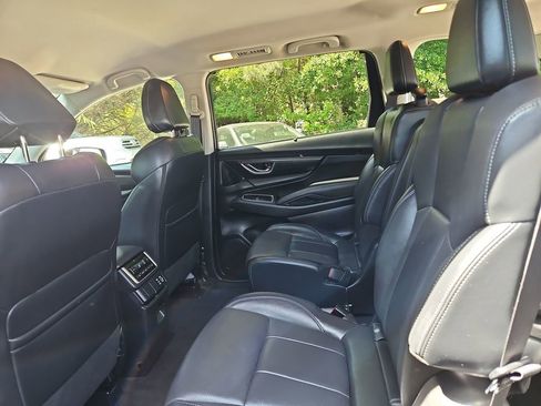 Used 2023 Subaru Ascent Limited AWD/4WD image 28