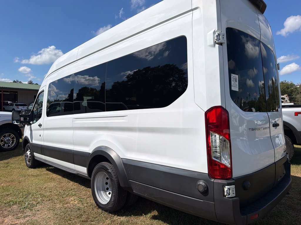 Used 2023 Ford Transit 350 148 High Roof Extended Wagon RWD image 4