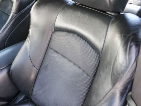 Used 2014 Nissan 370Z Touring RWD image 18