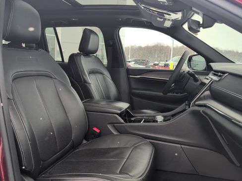 Used 2023 Jeep Grand Cherokee Overland image 13