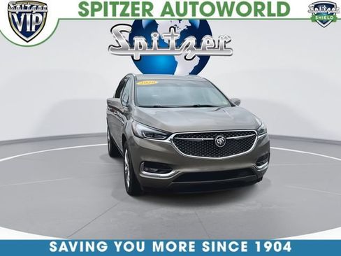 Used 2020 Buick Enclave Avenir w/ Avenir Technology Package FWD image 3