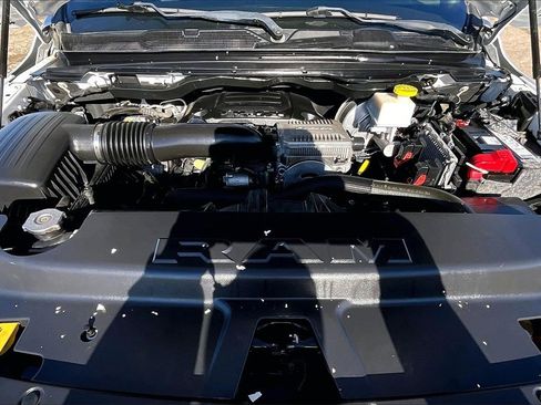 Used 2019 RAM 1500 Tradesman image 9