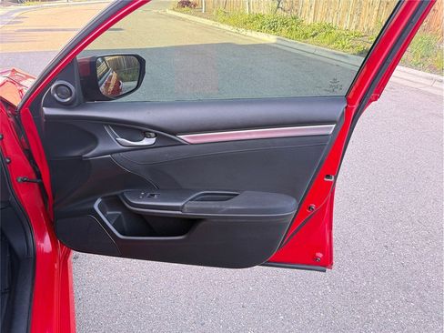 Used 2016 Honda Civic EX-T image 37
