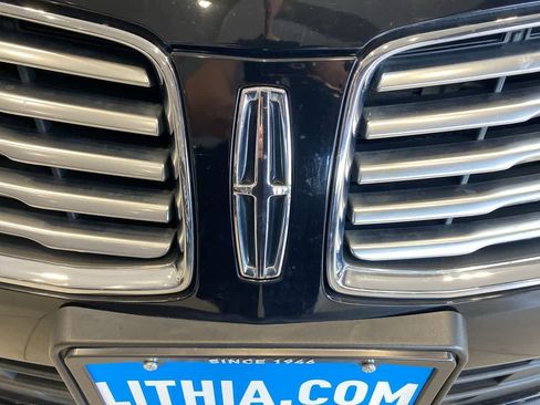 Used 2017 Lincoln MKC Premiere AWD/4WD image 18