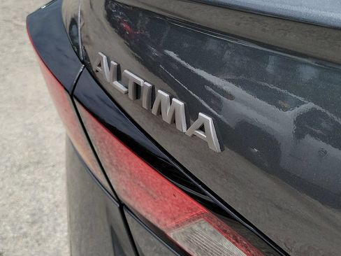New 2026 Nissan Altima 2.5 SV FWD image 10
