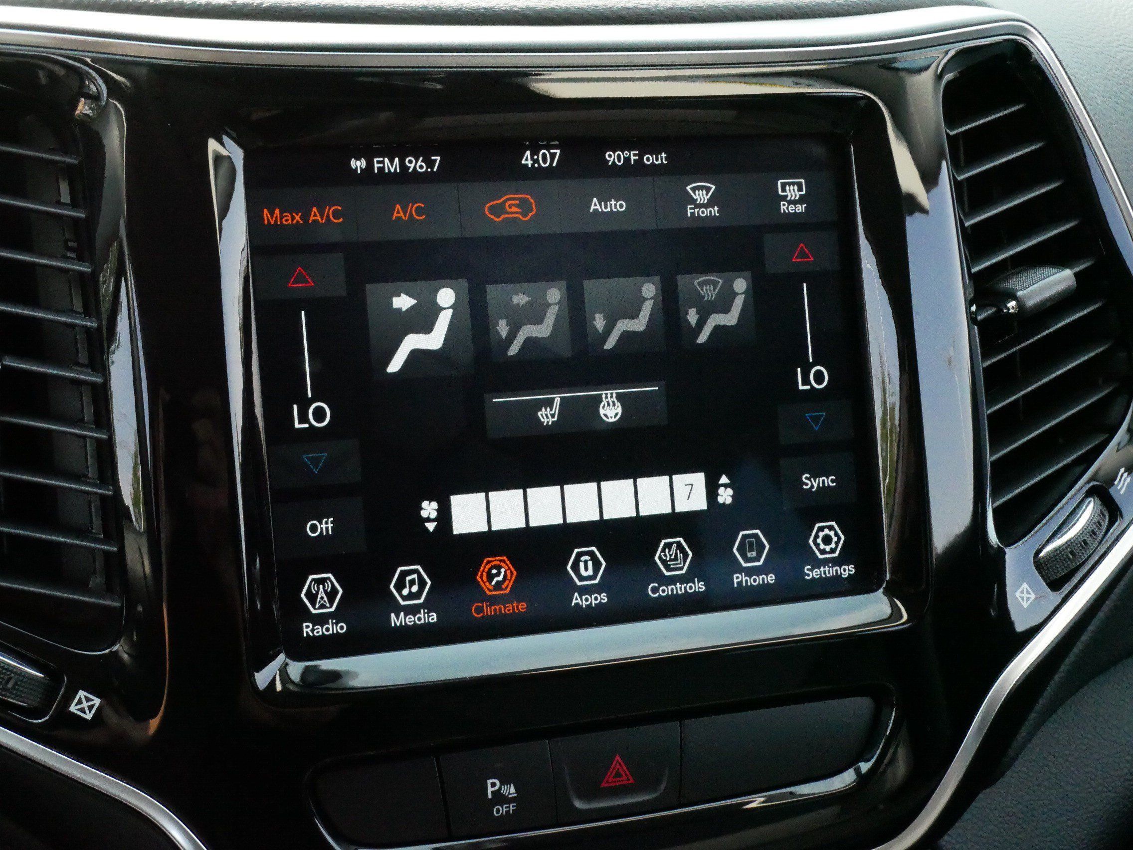 Used 2020 Jeep Cherokee Limited AWD/4WD image 22