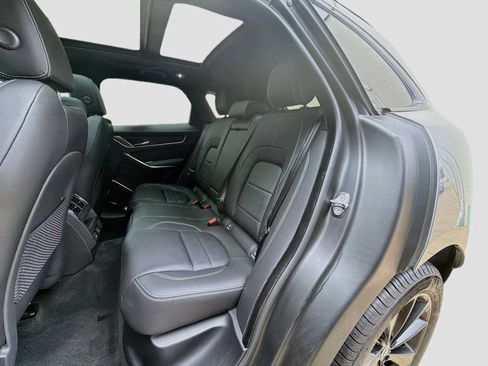 Certified 2024 Jaguar F-PACE R-Dynamic S AWD/4WD image 17