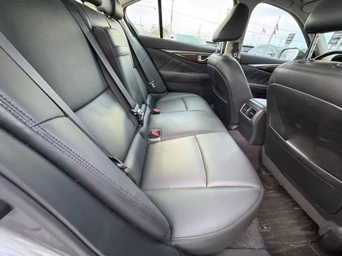 Used 2019 INFINITI Q50 Luxe w/ Essential Package (3.0T Luxe) image 6