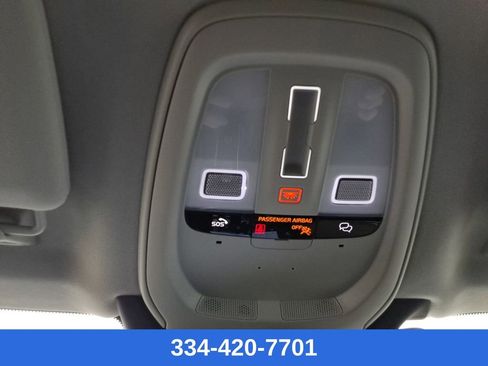 Certified 2025 Volvo XC90 B5 Plus image 19