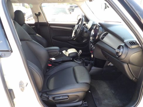 Used 2022 MINI Cooper S image 15