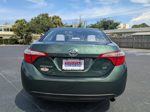 Used 2015 Toyota Corolla LE FWD image 5