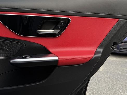 Used 2023 Mercedes-Benz C 300 4MATIC Sedan image 36