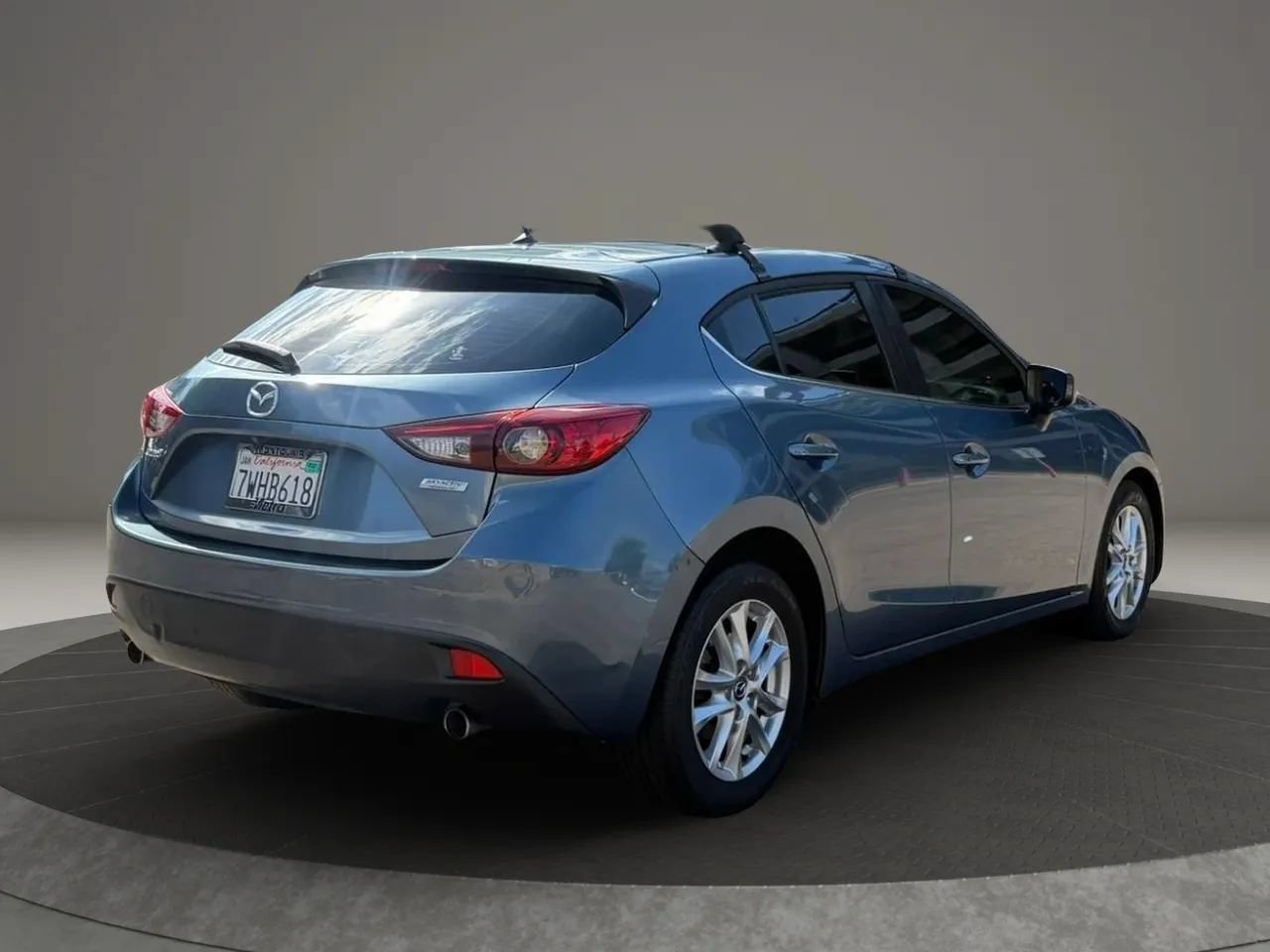 Used 2016 MAZDA MAZDA3 i Touring FWD image 5