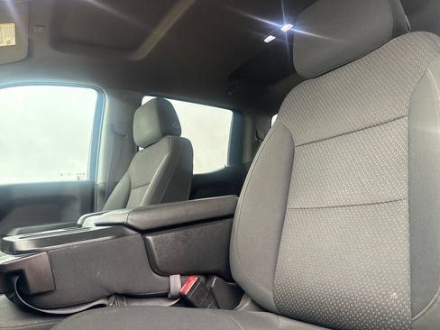 Used 2022 Chevrolet Silverado 1500 Custom AWD/4WD image 38