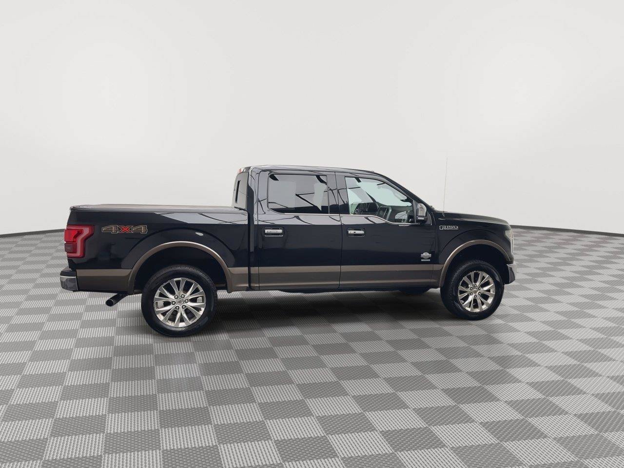Used 2015 Ford F150 King Ranch w/ Equipment Group 601A Luxury AWD/4WD image 45