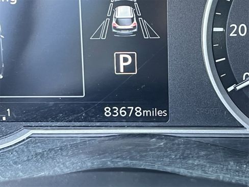 Used 2020 Nissan Kicks SR image 14