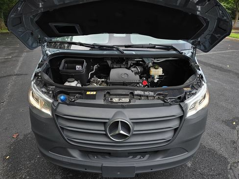 Used 2026 Mercedes-Benz Sprinter 2500 image 42