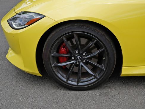 Used 2024 Nissan Z Performance w/ Floor Mat Package RWD image 5