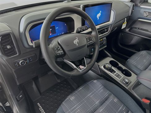 New 2025 Ford Bronco Sport Heritage w/ Convenience Package image 9