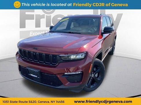 Used 2023 Jeep Grand Cherokee Limited w/ Luxury Tech Group II AWD/4WD image 1