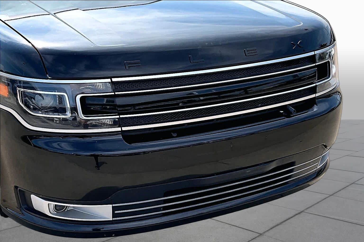 Used 2018 Ford Flex Limited w/ Limited Appearance Package AWD/4WD image 30