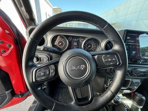 Used 2021 Jeep Wrangler Unlimited Sport AWD/4WD image 11