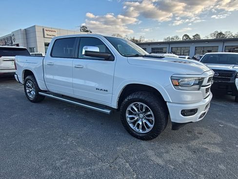 Used 2019 RAM 1500 Laramie w/ Sport Appearance Package image 8