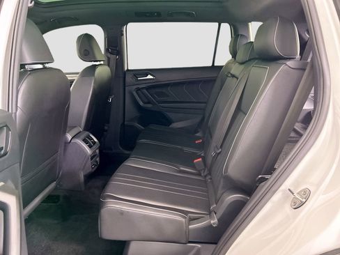 Used 2024 Volkswagen Tiguan SE R-Line FWD image 19