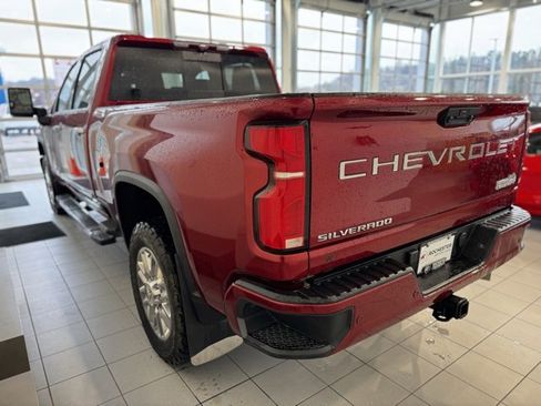 Used 2025 Chevrolet Silverado 3500 High Country w/ High Country Premium Package image 45