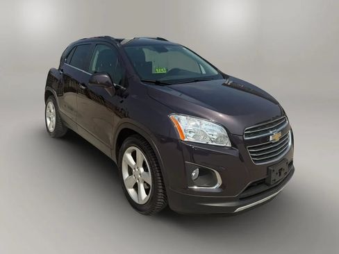 Used 2016 Chevrolet Trax LTZ FWD image 1