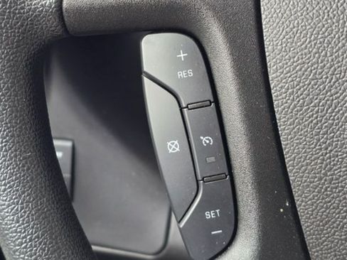 Used 2025 GMC Savana 2500 w/ Driver Convenience Package RWD image 18
