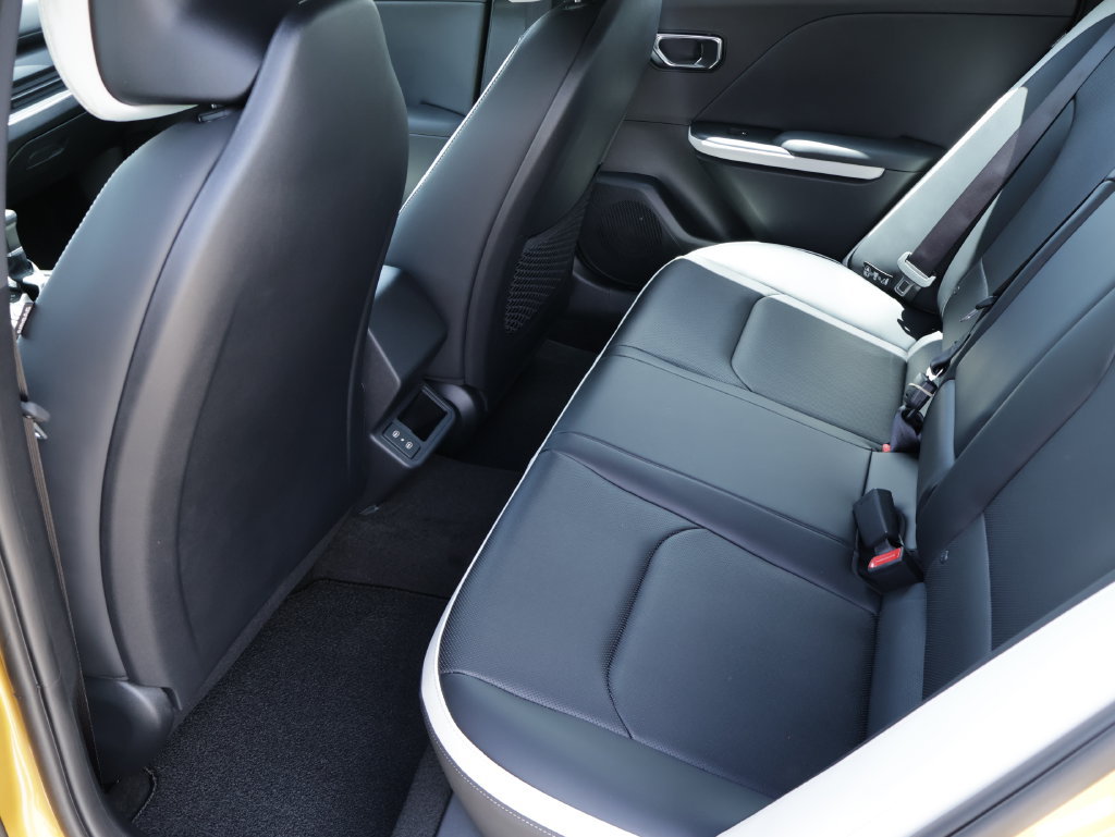 New 2026 Kia K4 GT-Line w/ GT-Line Premium Package FWD image 12