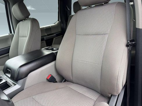 Used 2020 Ford F250 XLT w/ XLT Premium Package AWD/4WD image 24