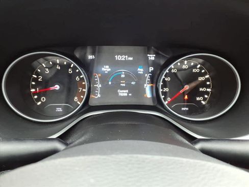 Used 2018 Jeep Compass Latitude w/ Popular Equipment Group image 12