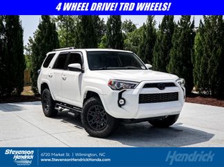 Used 2019 Toyota 4Runner SR5 AWD/4WD video 1