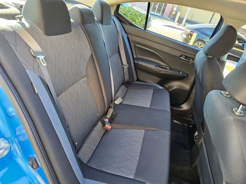 Used 2023 Nissan Versa SV FWD image 21
