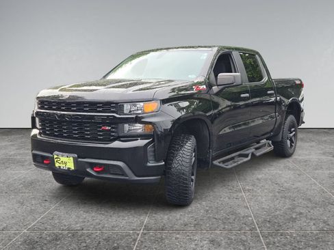 Used 2019 Chevrolet Silverado 1500 Custom Trail Boss w/ Custom Convenience Package AWD/4WD image 4